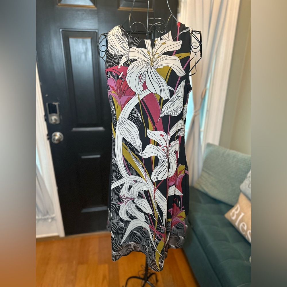 Floral Sleeveless Dress - Black, White, Pink